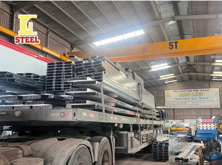 xà gồ C & Z gia công theo yêu cầu